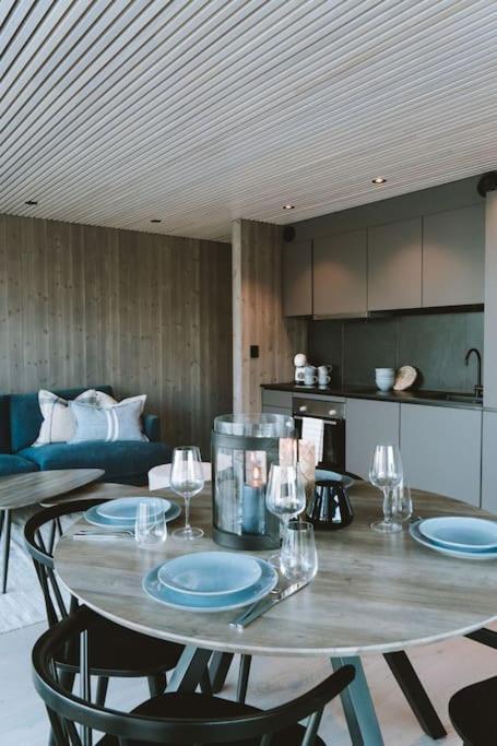 Seafront Apartment Henningsvær Exterior photo