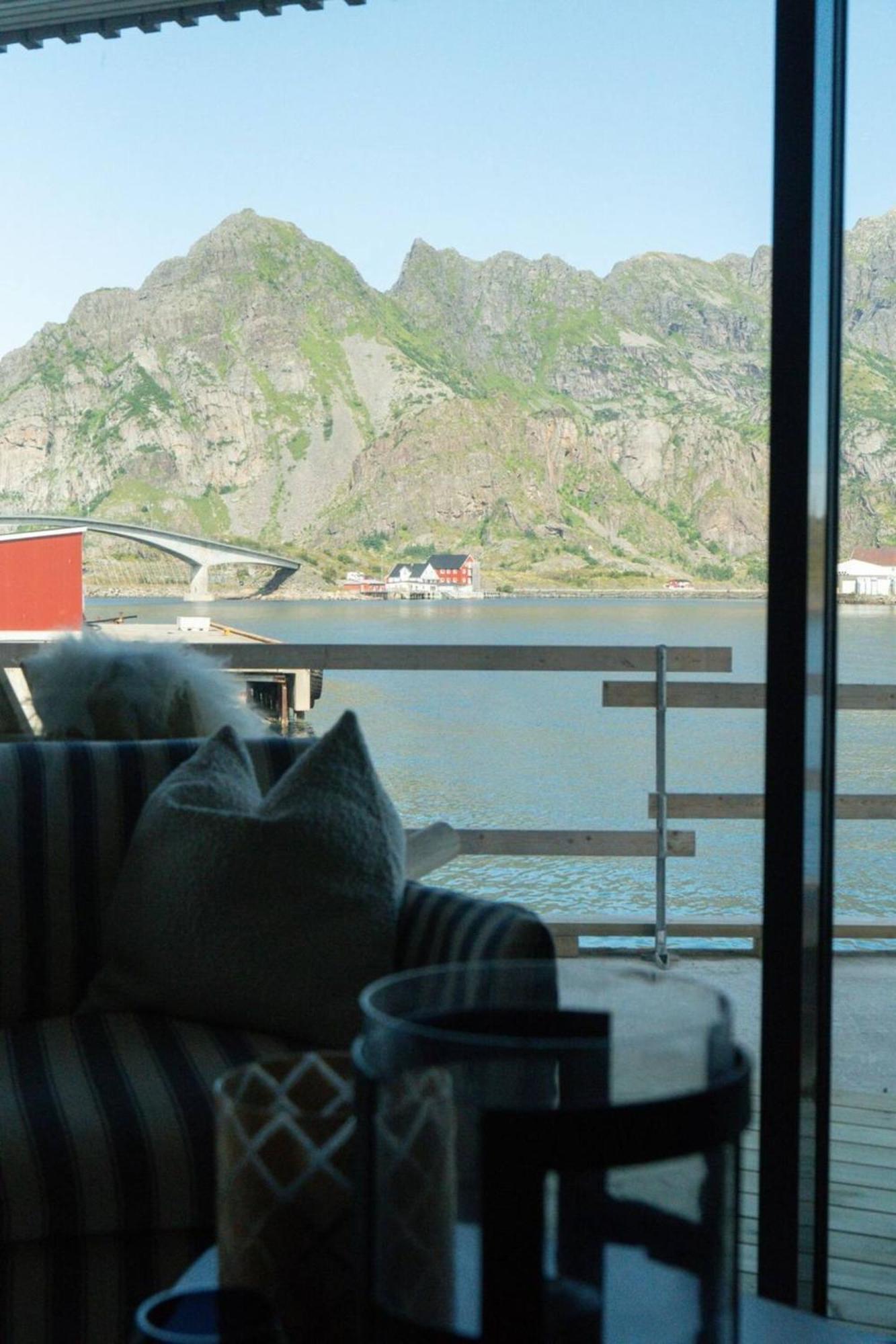 Seafront Apartment Henningsvær Exterior photo